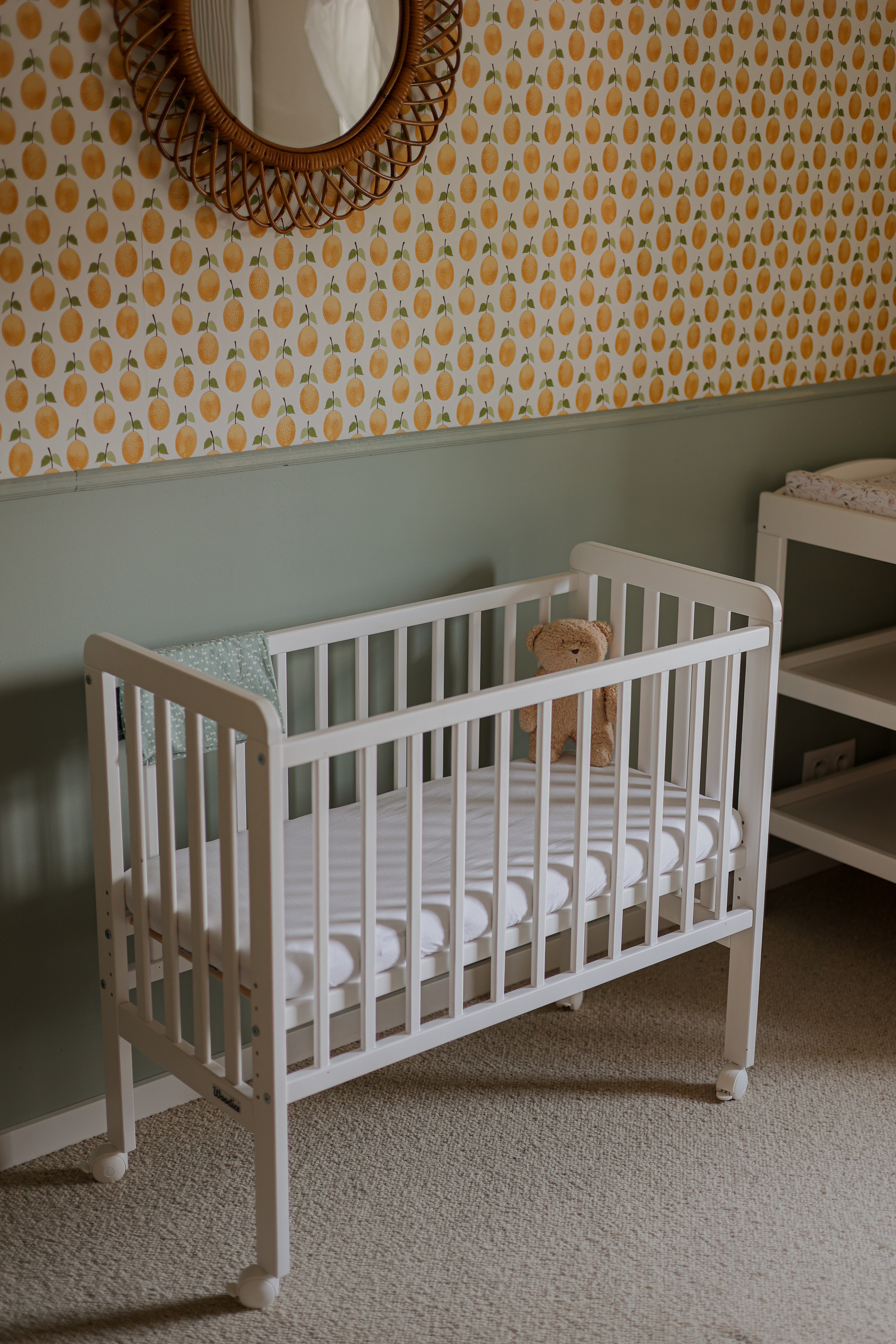 Woodies Wooden Co-Sleeper - White  - Hola BB