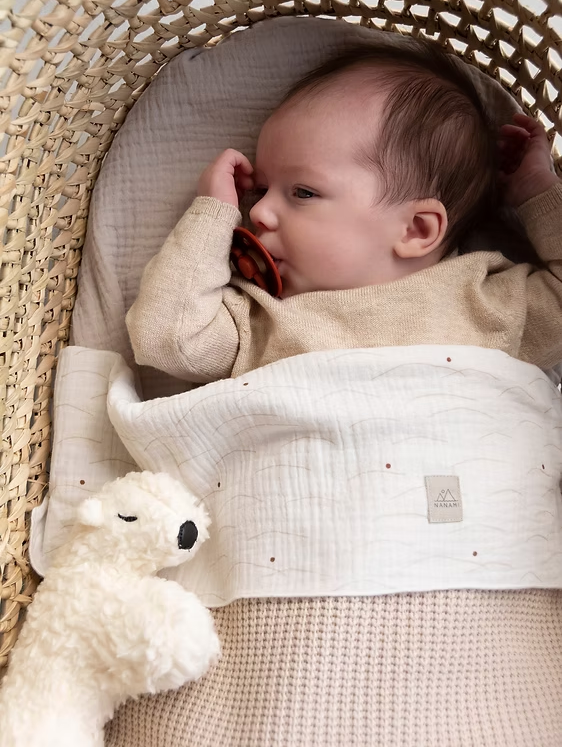 Knitted cotton baby blanket